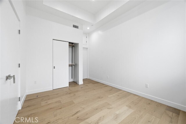 Building Photo - 6565 Pickwick St