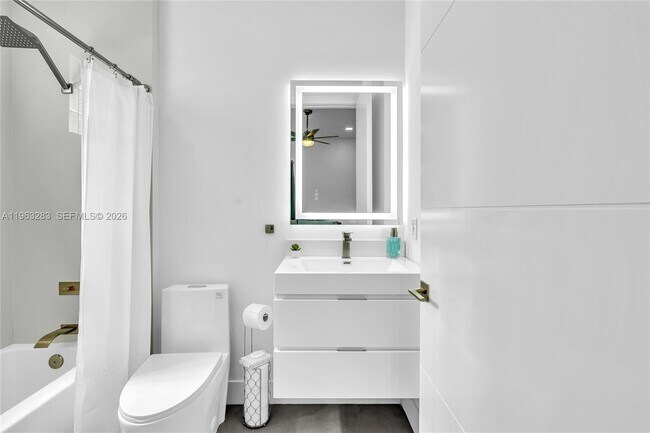 Building Photo - 5851 NW 125th Terrace