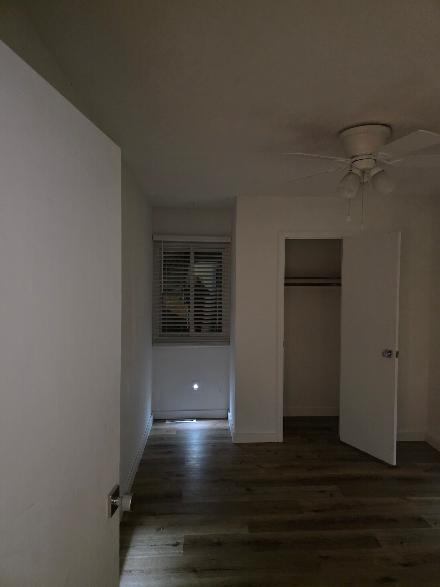 Building Photo - 11260 College Ave