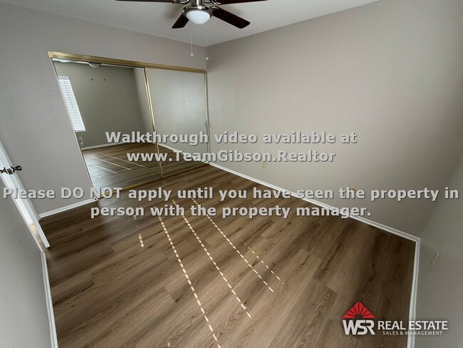 Building Photo - Victoria Ave. Home - 2 Bed / 2 Bath