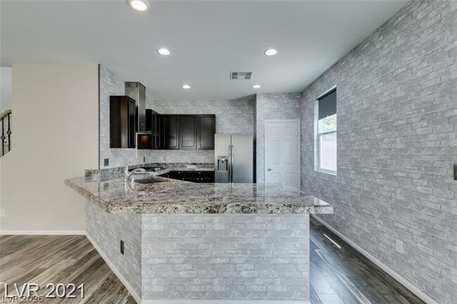 Building Photo - 5475 Ordesa Valley Rd