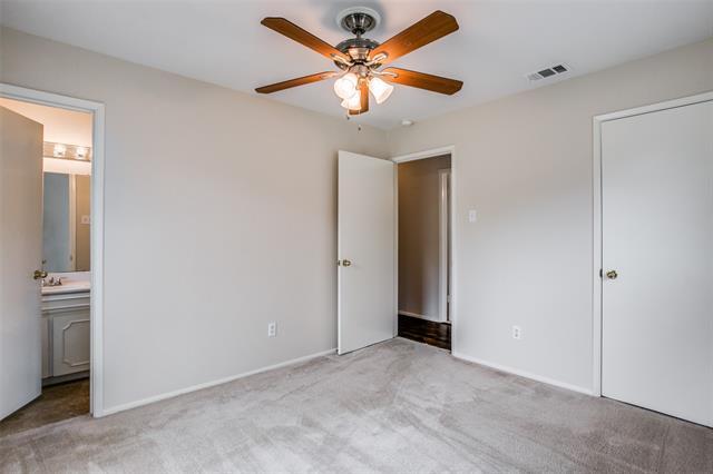 Building Photo - 642 Cambridge Dr