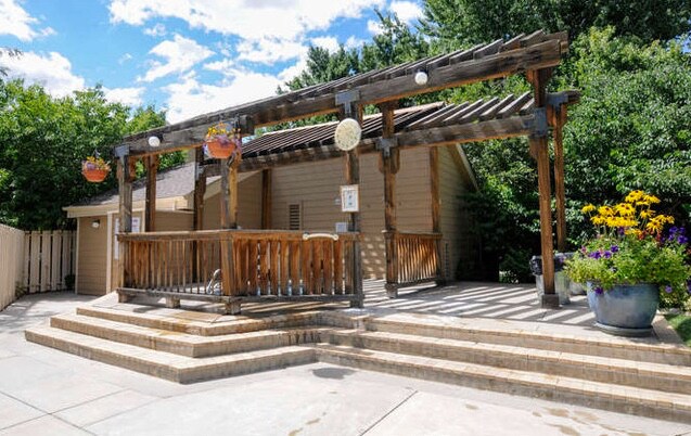 Building Photo - 4815 White Rock Cir