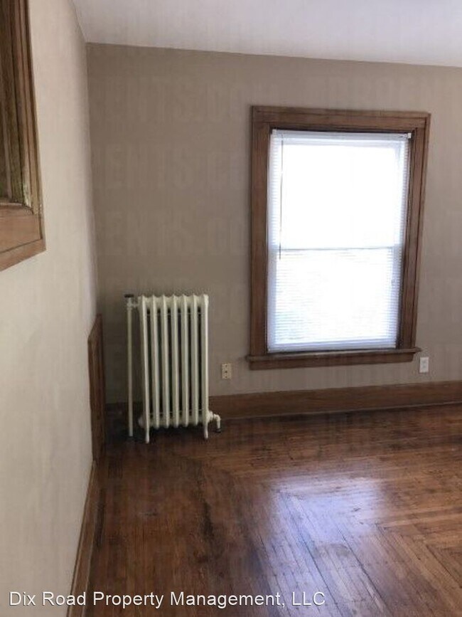 Building Photo - 4 br, 2 bath House - 2113 Linden Avenue,
