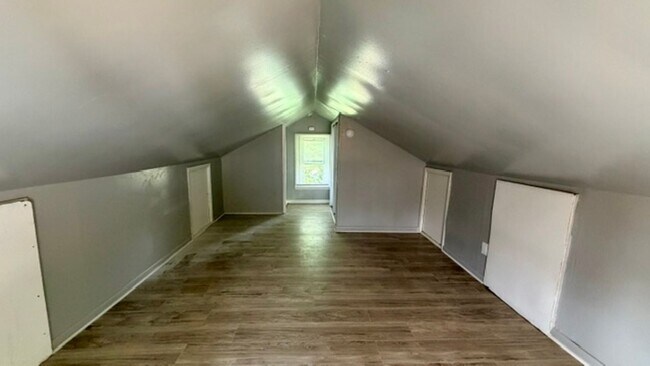 Building Photo - Section 8 Ready Completely Renovated 2-Bedroom Home for Lease - Call (313)429-3244