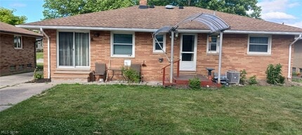 Building Photo - 6894 Lalemant Dr