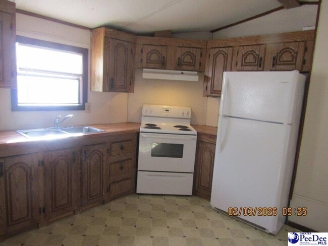 Building Photo - 1017 Point View Dr