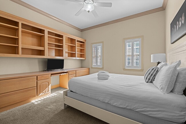 Building Photo - 322 Wahoo Rd