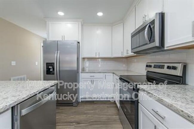 Building Photo - 1054 Judah Bear Blvd