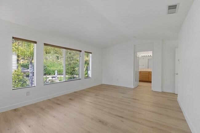 Building Photo - 11349 Ferrara Ln