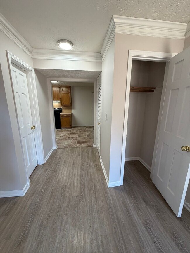 Building Photo - 90-92 Curtis Road