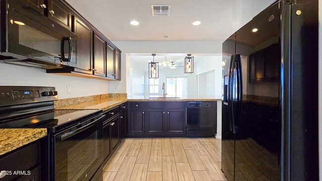 Building Photo - 4103 S 181st Dr