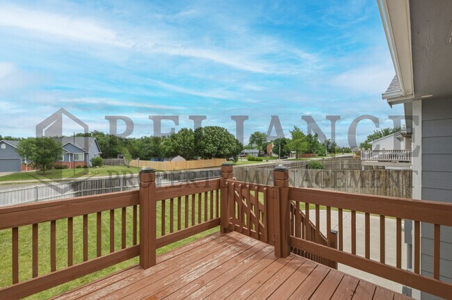 Building Photo - 1726 Black Oak Ct