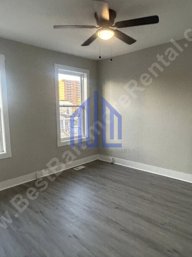 Building Photo - Coming Soon!!!!!! Spacious 3 Bedroom in We...
