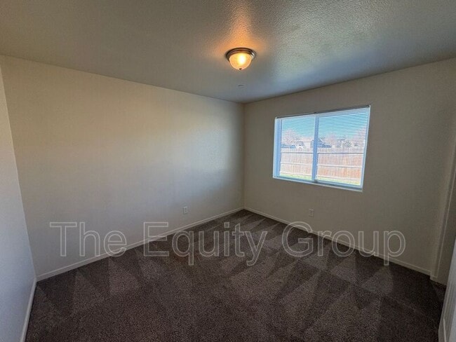 Building Photo - 717 W Perez Ave