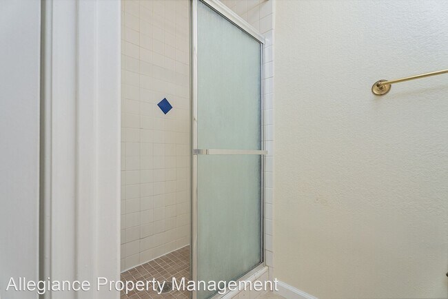 Building Photo - 3 br, 2 bath House - 8190 Gandy Dancer Way