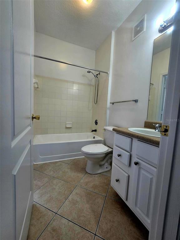 Building Photo - 17983 Villa Creek Dr