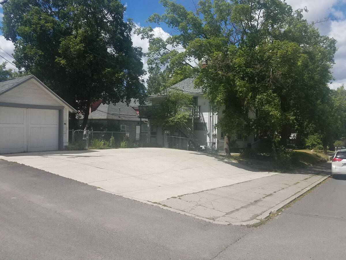 Building Photo - 1503 W 7th Ave