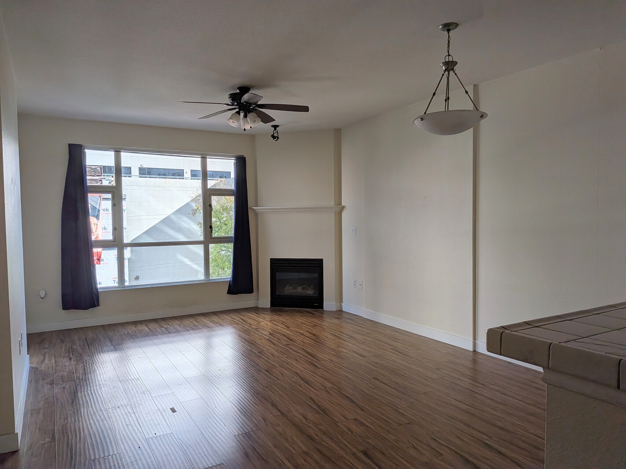 Building Photo - 1240 India St