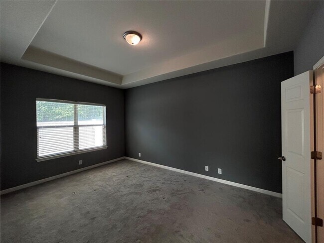 Building Photo - 11252 Lost Maples Trail