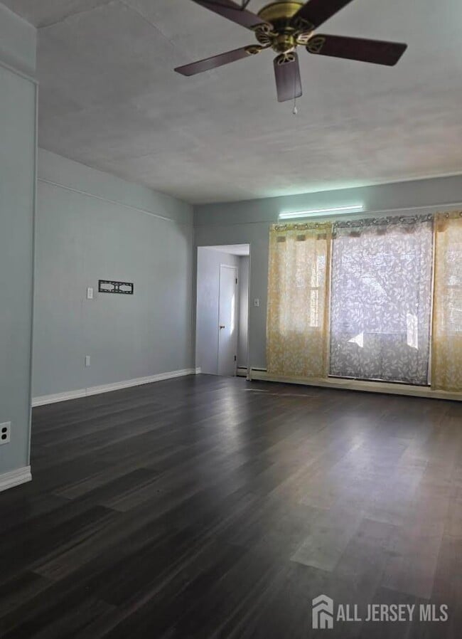 Building Photo - 149 Ethel St