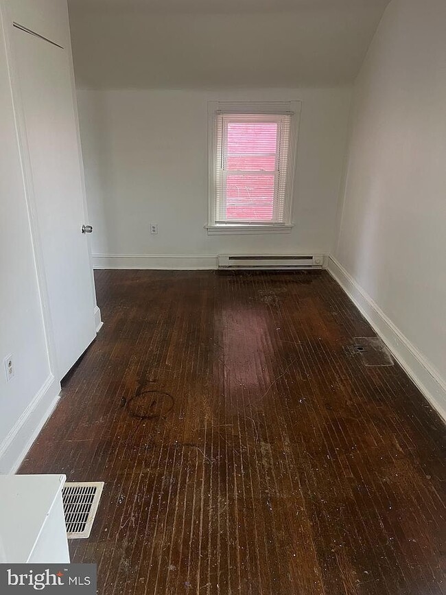 Building Photo - 38 Conestoga St