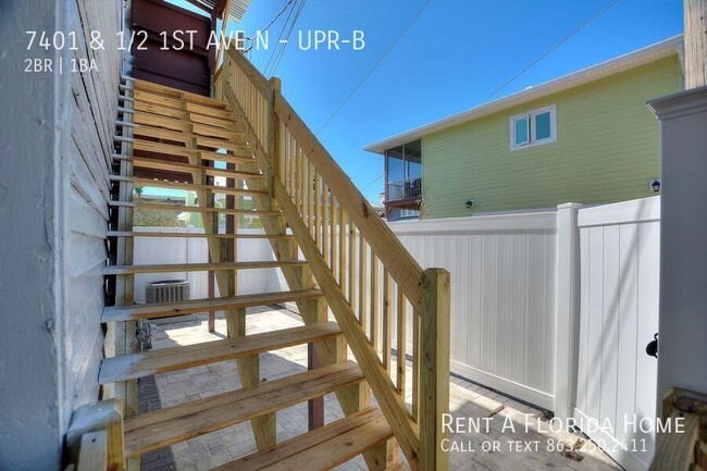 Building Photo - Coastal Charm & Convenience – Walk to the ...