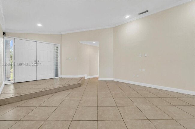 Building Photo - 15311 SW 52nd Terrace