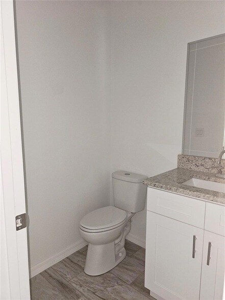 Building Photo - 39 Catalina Ct