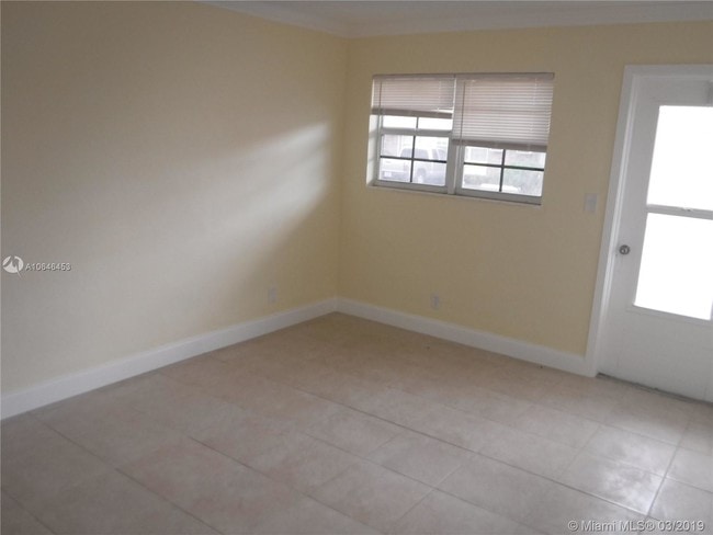 Building Photo - 2625 N Andrews Ave