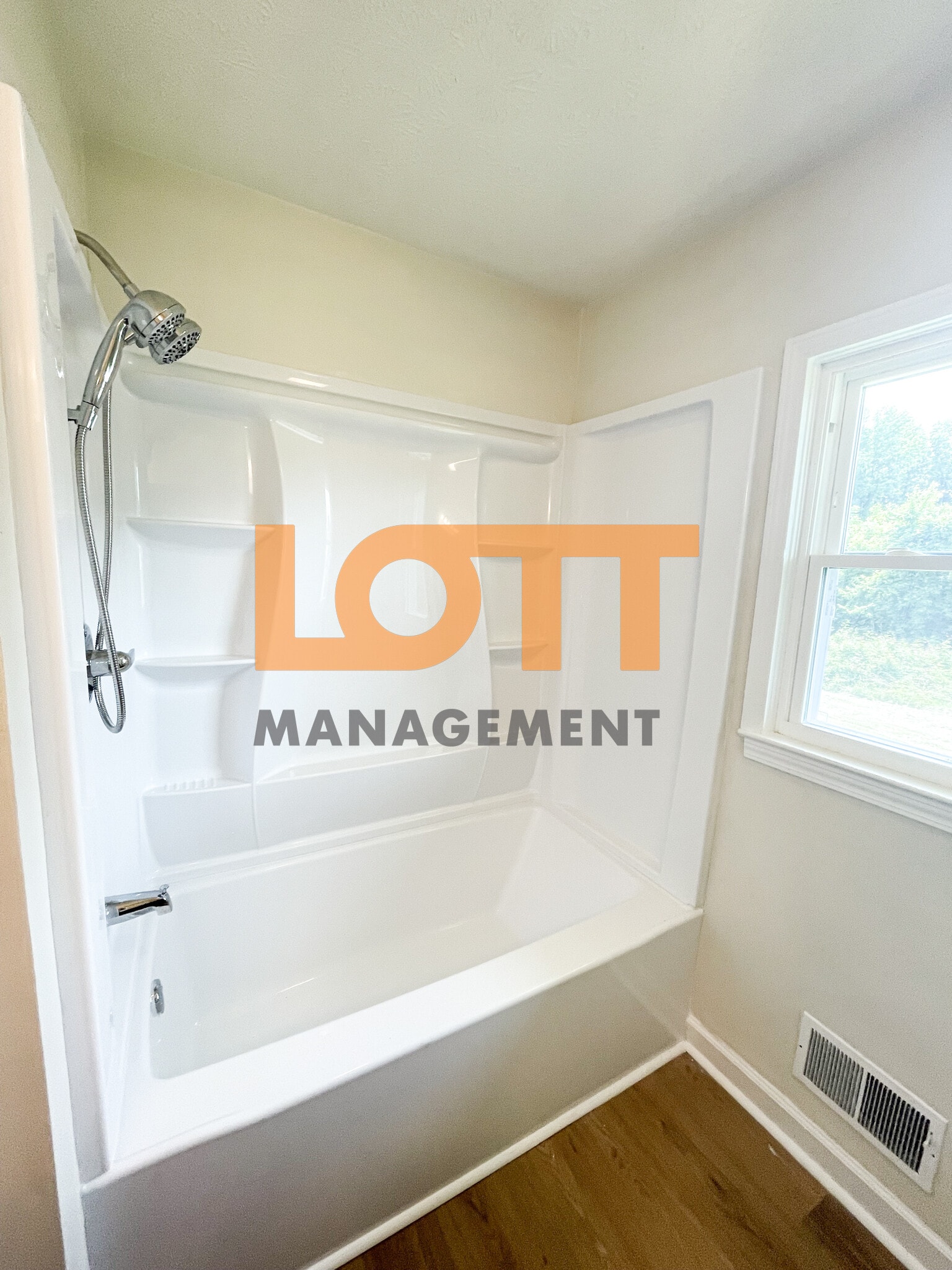 Building Photo - 13045 Old White Horse Rd