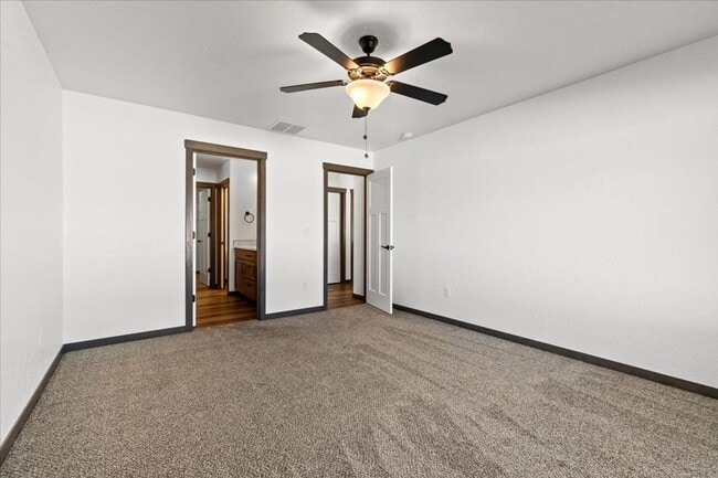 Building Photo - Beautiful New home in Post Falls