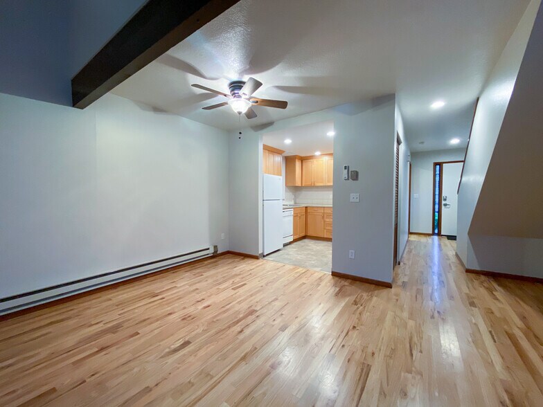 Building Photo - 2026 SW Carolina St