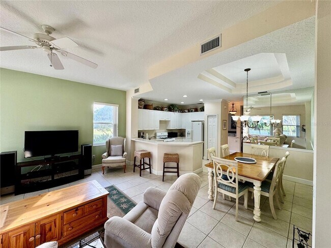 Building Photo - 9411 Discovery Terrace