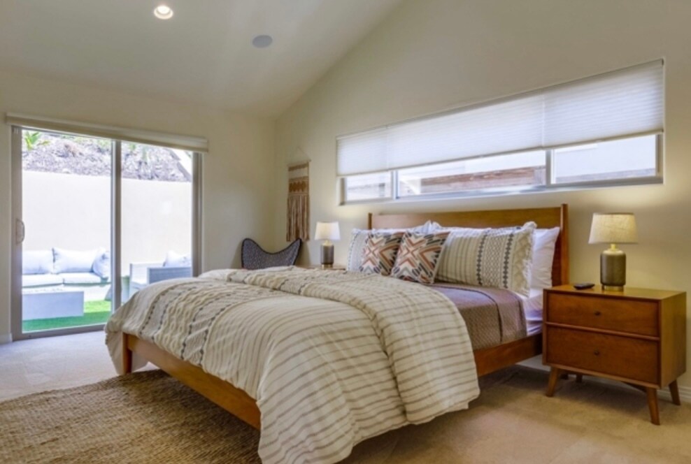 Building Photo - 1518 Monmouth Dr