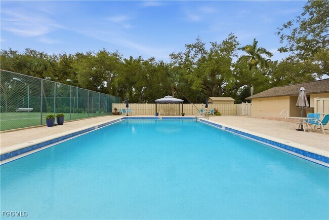 Building Photo - 5829 Wild Fig Ln