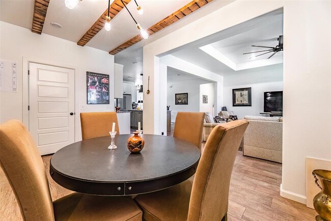 Building Photo - 2429 Rumble Ct