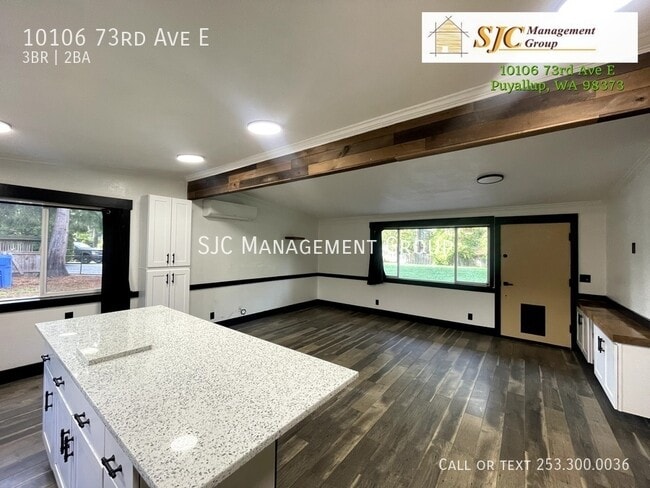 Building Photo - 10106 73rd Ave E