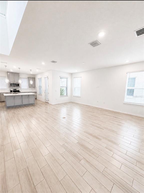 Building Photo - 5136 Goldfinch Dr
