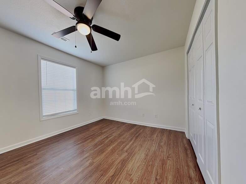 Building Photo - 3342 Hunt Crest Rd