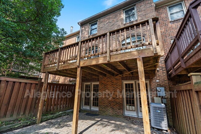 Building Photo - 3915 Green Look Ct