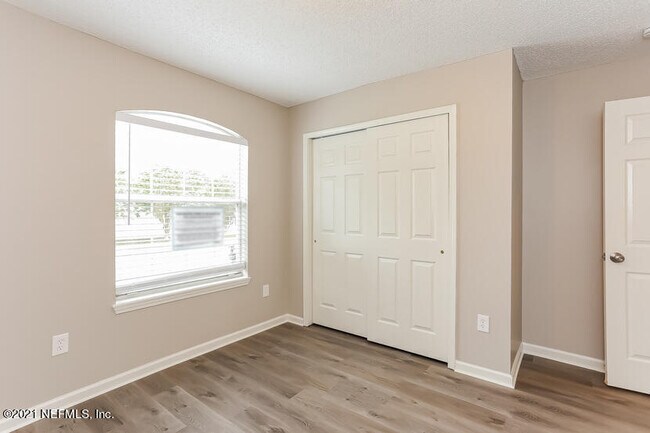 Building Photo - 1169 Creeks Ridge Rd