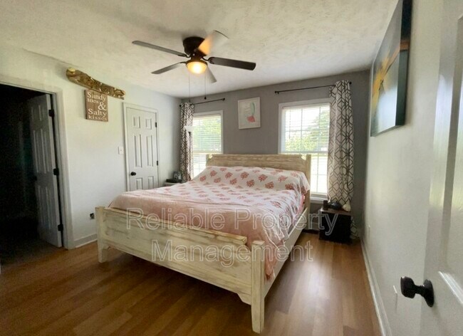 Building Photo - 879 O B J Rd