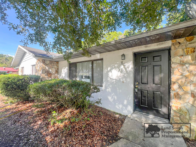 Building Photo - 124 Rosalynn Cir