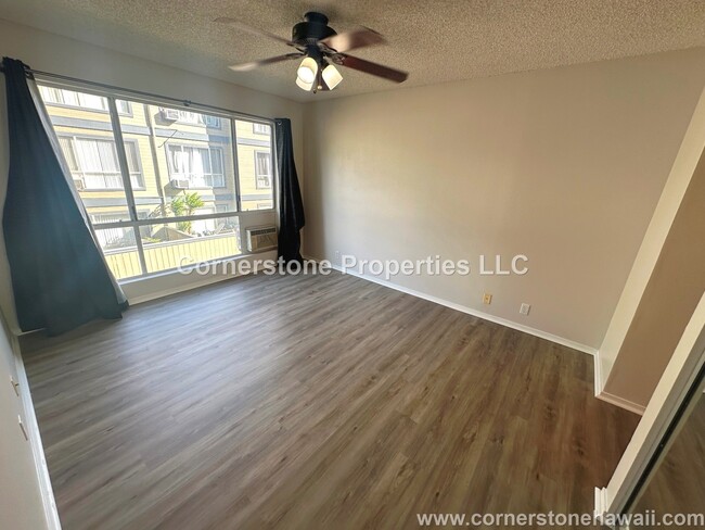 Building Photo - 91-271-271 Hanapouli Cir