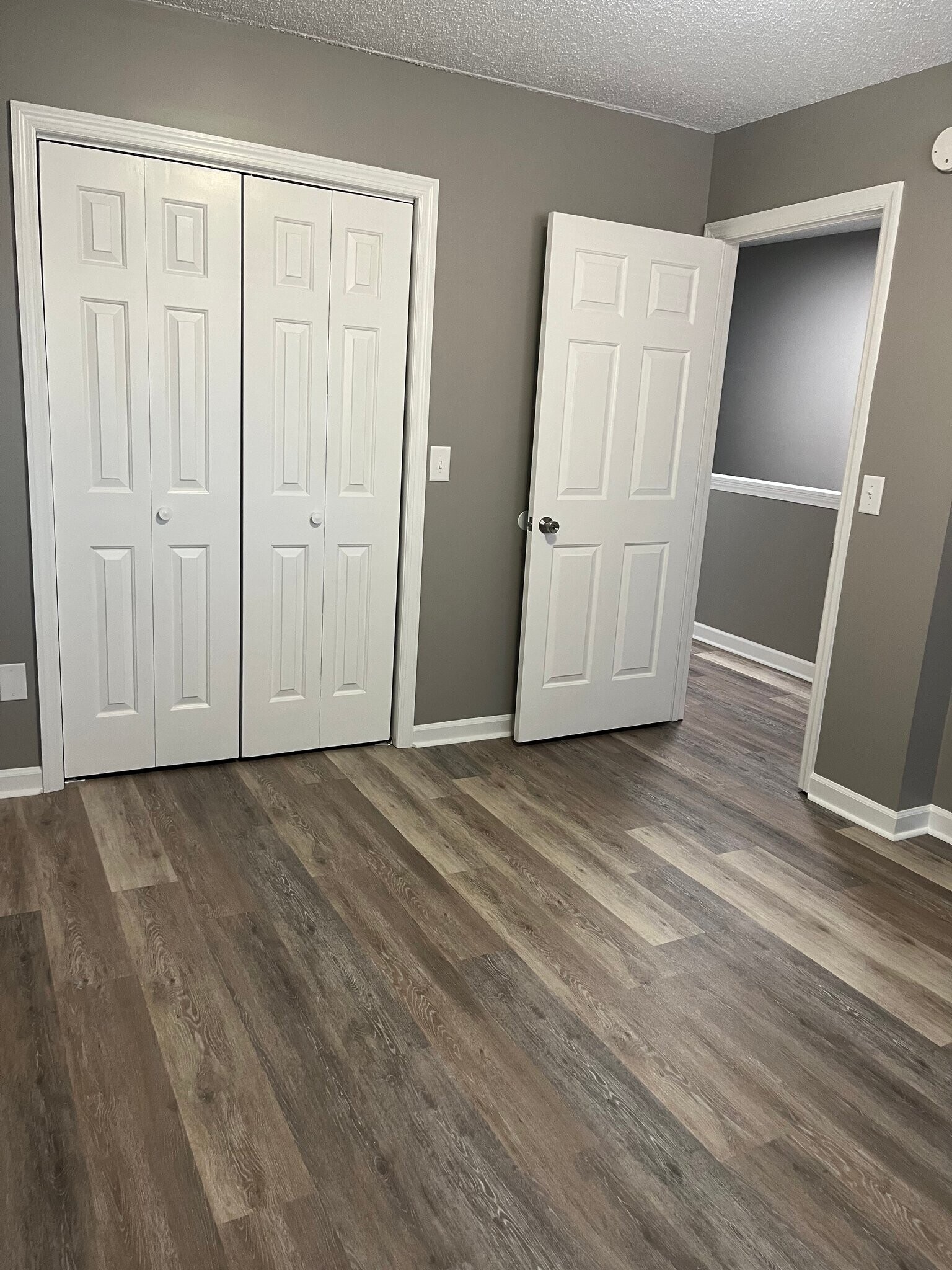 Building Photo - 108 Shady Brook Dr