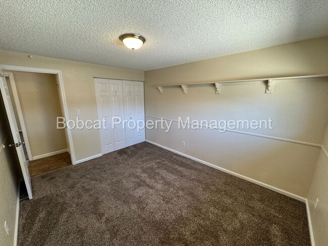 Building Photo - 3 Bed, 2 Bath, Home Located in Gardnerville