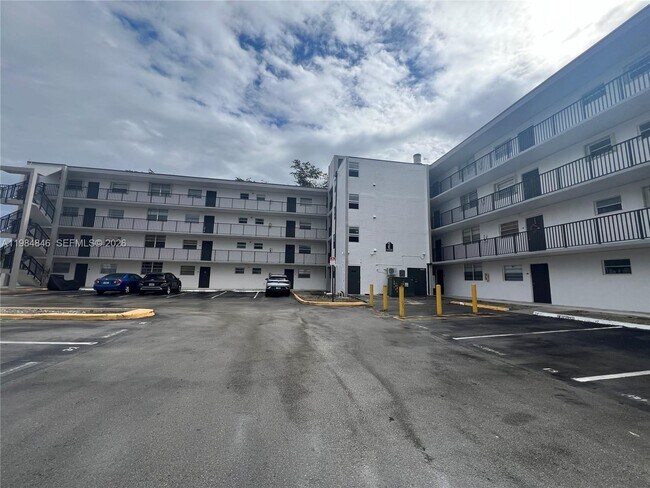 Building Photo - 14155 SW 87th St