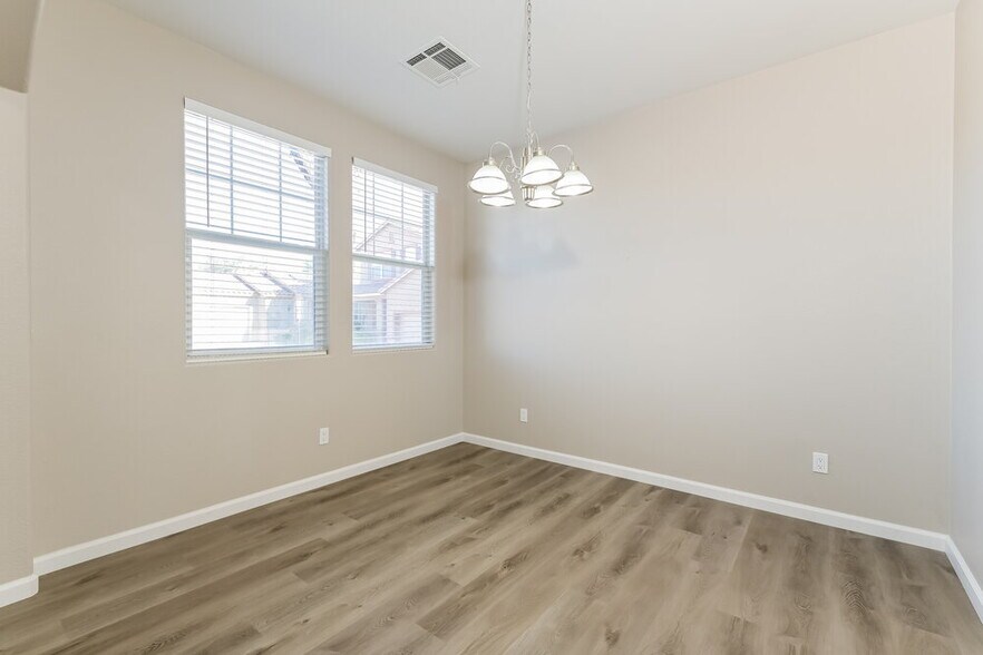 Building Photo - 573 Fork Mesa Ct