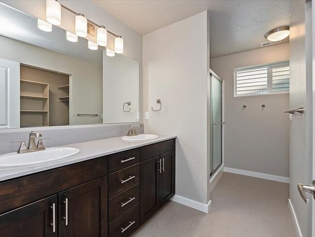 Building Photo - Must See!  Ready to move in! 4 bedroom, 2 bath home available in Verado with landscaping Included!
